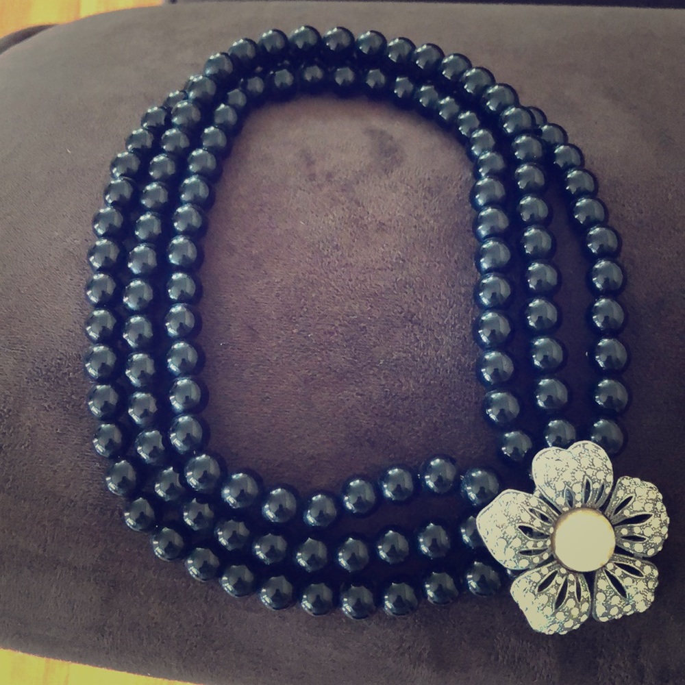 Necklace - Picture 2 of 5
